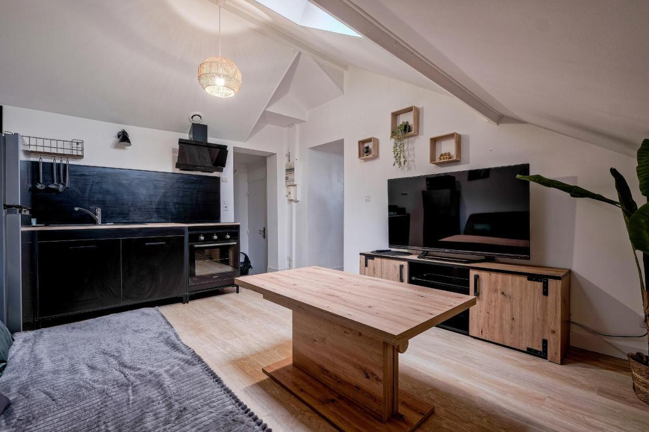 Liberation - F2 Apartment Near Disneyland Paris Montry Buitenkant foto